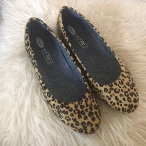 Cute comfy Dr Scholls cheetah Print